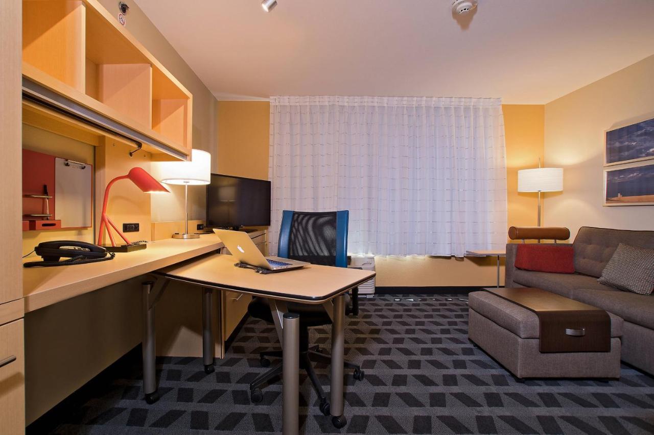 Towneplace Suites By Marriott Dodge City Eksteriør bilde