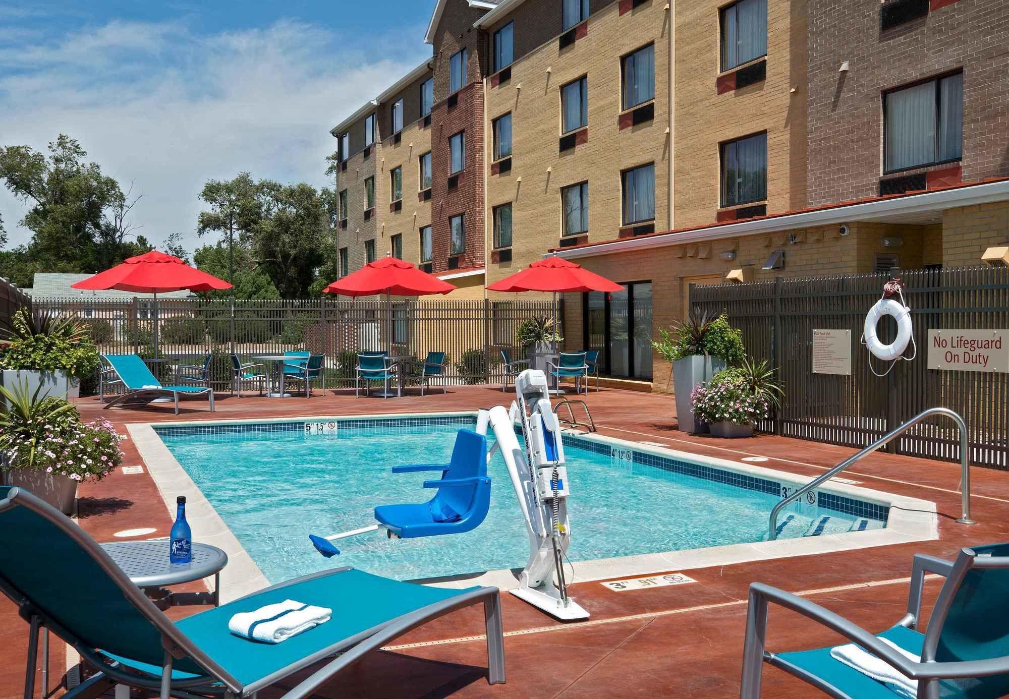 Towneplace Suites By Marriott Dodge City Eksteriør bilde