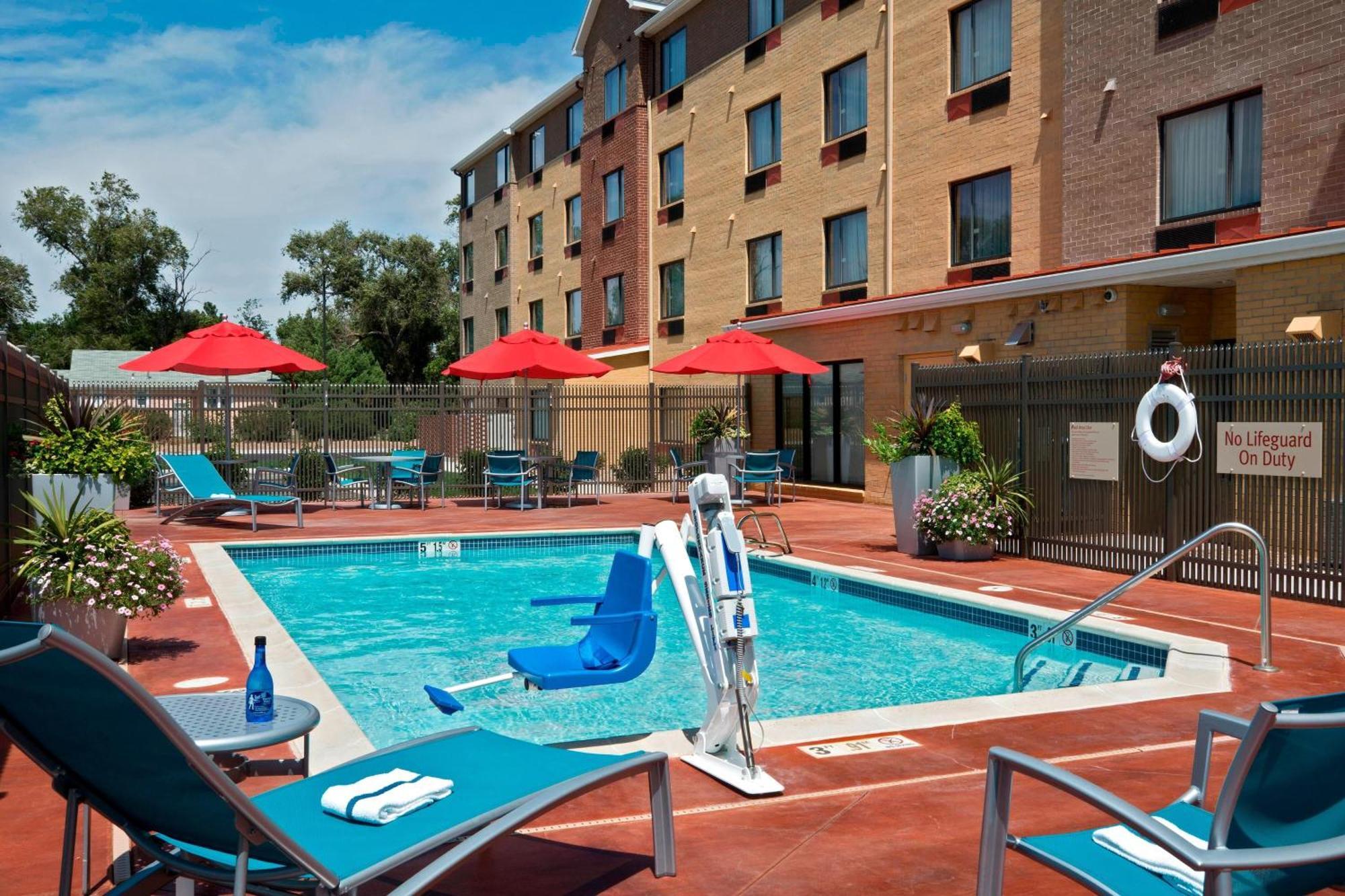 Towneplace Suites By Marriott Dodge City Eksteriør bilde