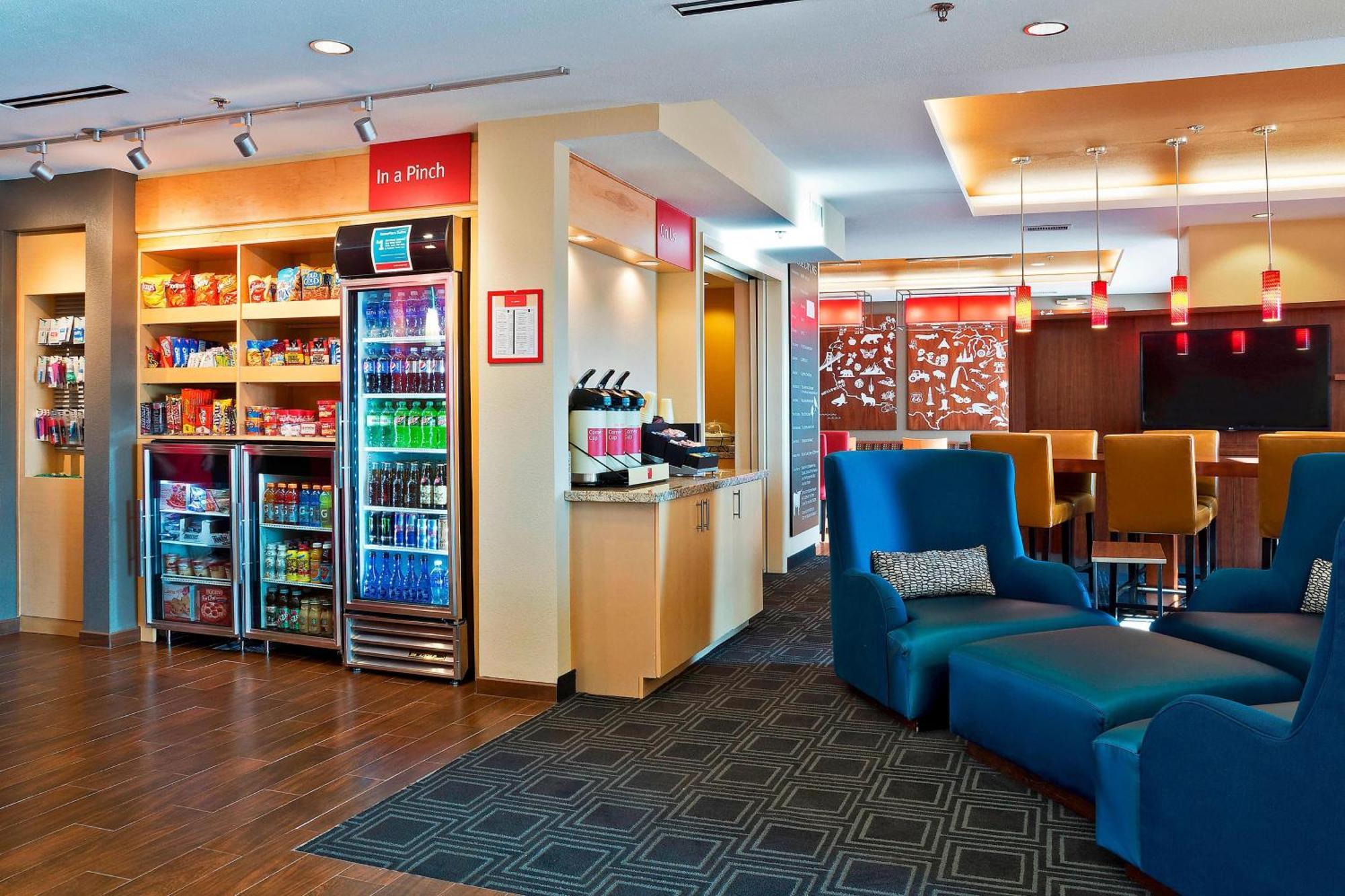 Towneplace Suites By Marriott Dodge City Eksteriør bilde